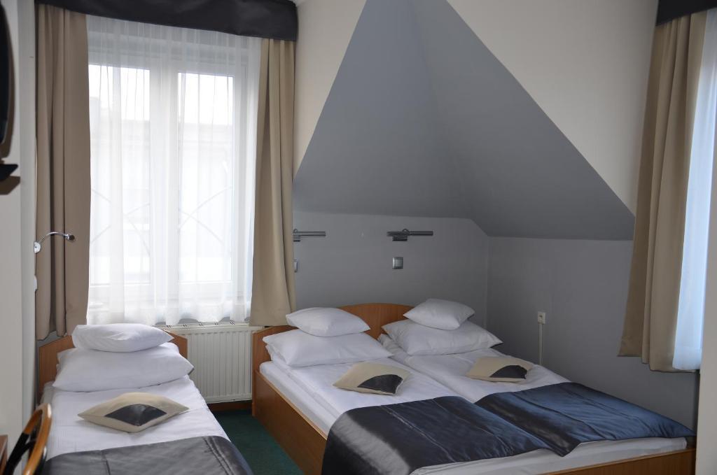Hotel u Michalika Pless Zimmer foto