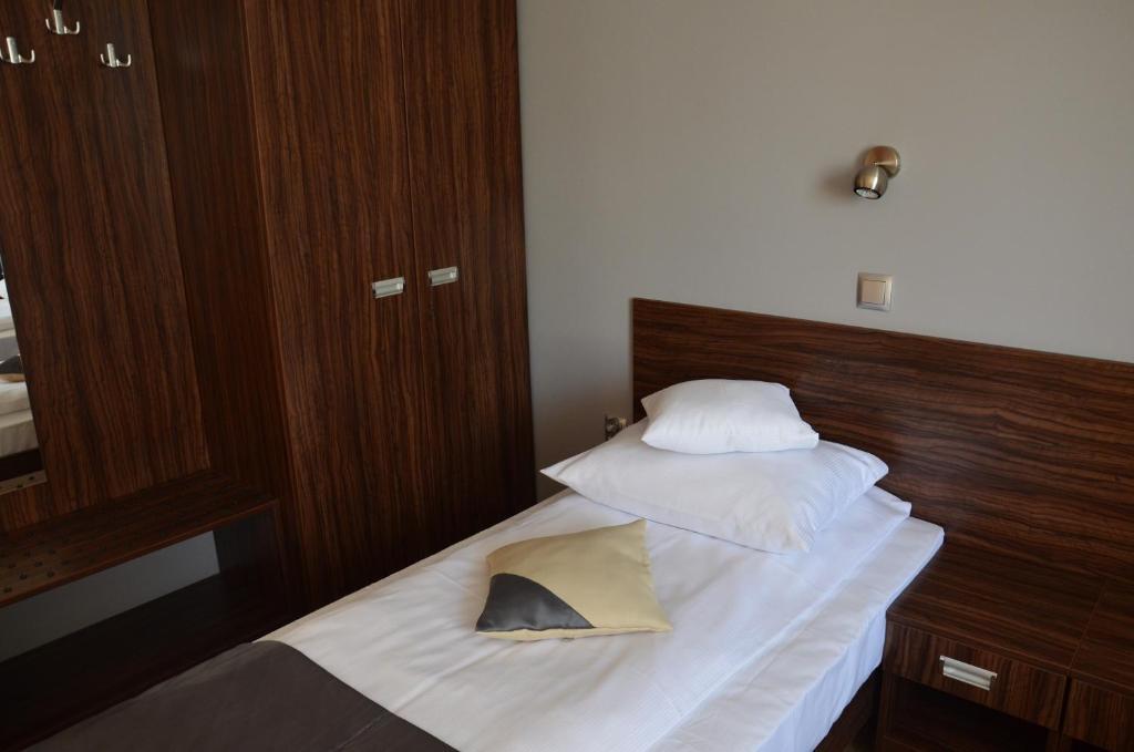 Hotel u Michalika Pless Exterior foto